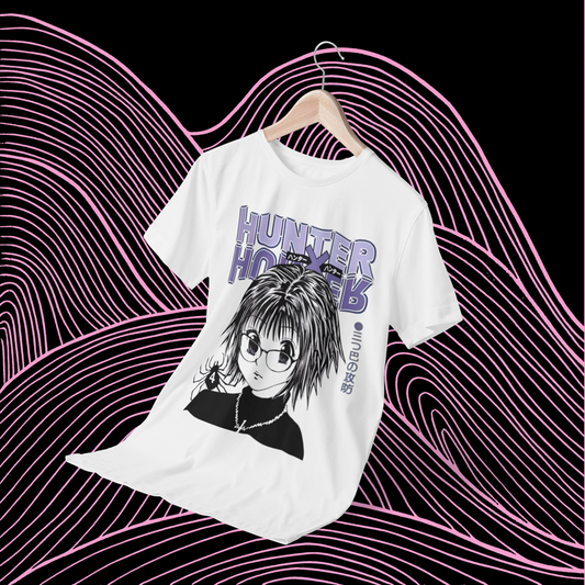 Polera blanca Hunter x Hunter con diseño de Shizuku Murasaki