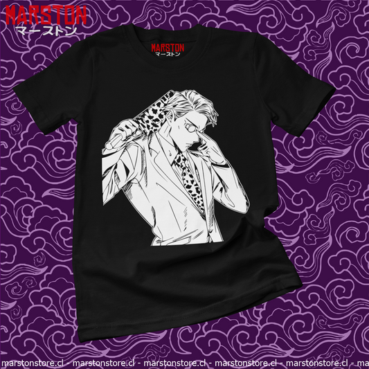 Polera negra Jujutsu Kaisen con diseño de Kento Nanami