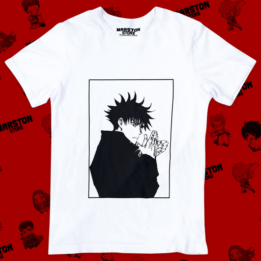 Polera blanca Jujutsu Kaisen con diseño de Megumi Fushiguro