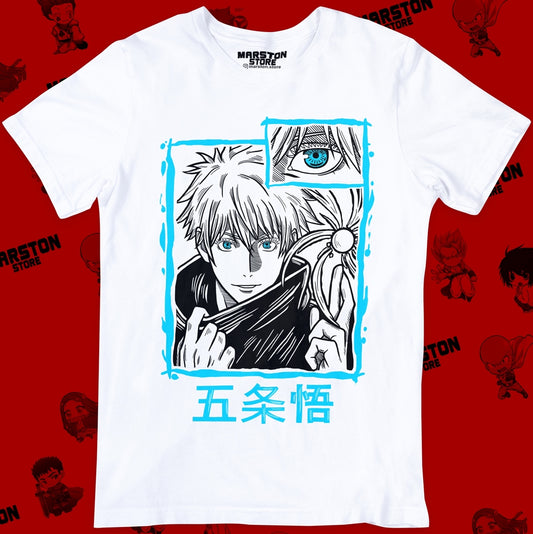 Polera blanca Jujutsu Kaisen con diseño de Satoru Gojo