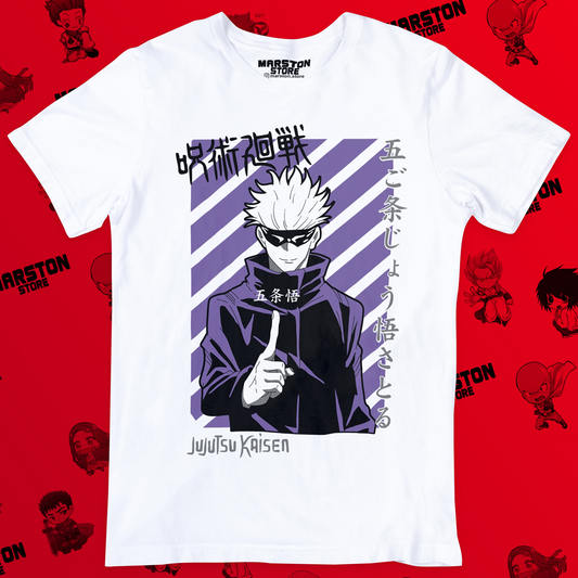 Polera blanca Jujutsu Kaisen con diseño de Satoru Gojo