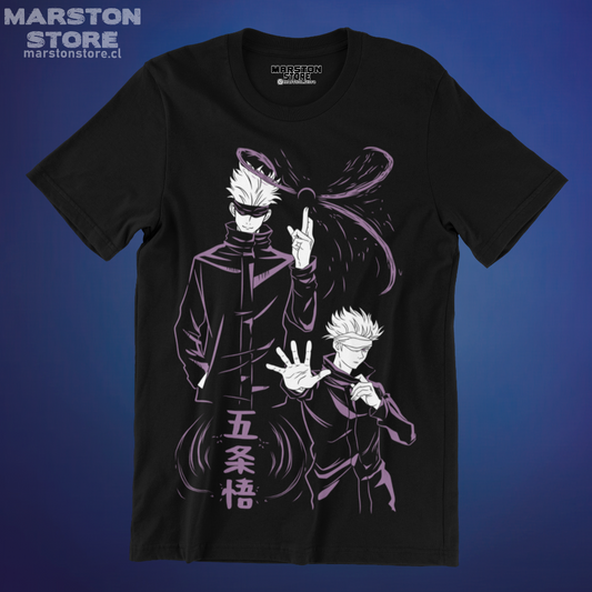 Polera negra Jujutsu Kaisen con diseño de Satoru Gojo