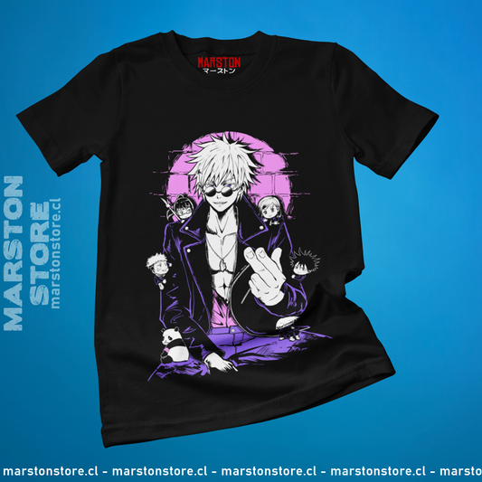 Polera negra Jujutsu Kaisen con diseño de Satoru Gojo
