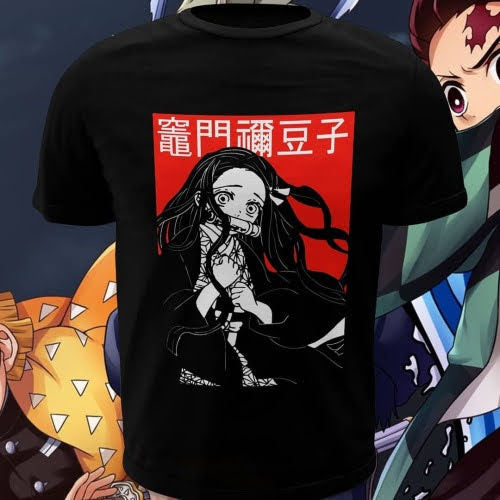 Polera negra con diseño de Kimetsu no Yaiba Demon Slayer