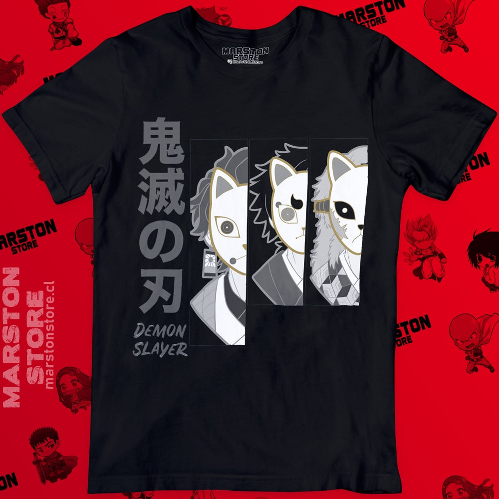 Polera negra con diseño de Kimetsu no Yaiba Demon Slayer