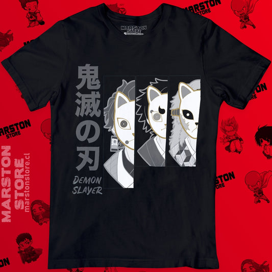 Polera negra con diseño de Kimetsu no Yaiba Demon Slayer