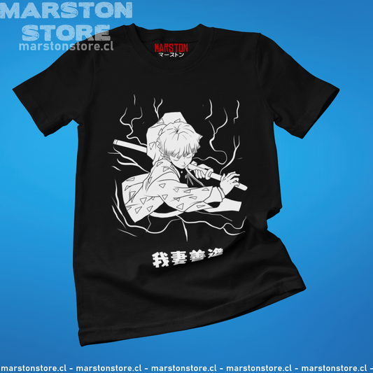 Polera negra con diseño de Kimetsu no Yaiba Demon Slayer