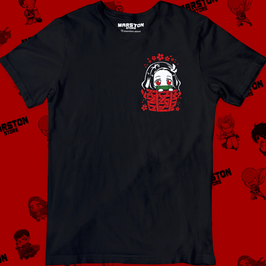 Polera negra Kimetsu no Yaiba Demon Slayer con diseño de Nezuko Kamado