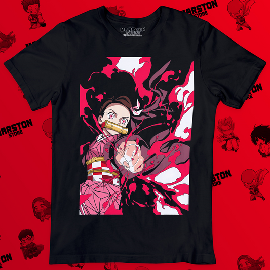 Polera negra Kimetsu no Yaiba Demon Slayer con diseño de Nezuko Kamado