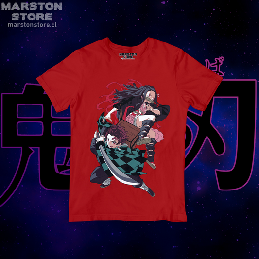 Polera roja con diseño de Kimetsu no Yaiba Demon Slayer