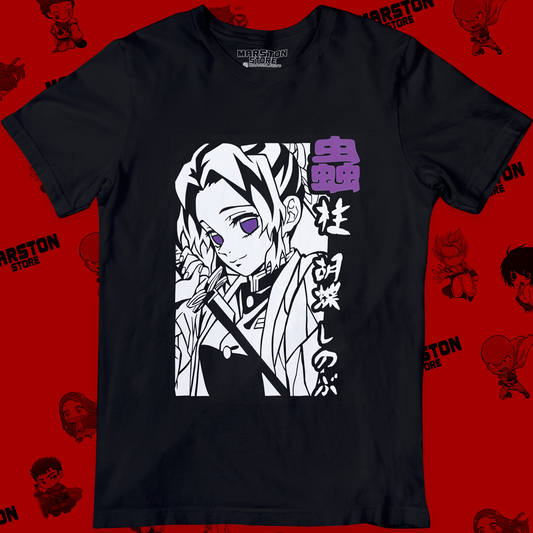 Polera negra Kimetsu no Yaiba Demon Slayer con diseño de Shinobu Kocho