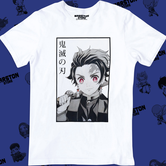 Polera blanca Kimetsu no Yaiba Demon Slayer con diseño de Tanjiro Kamado