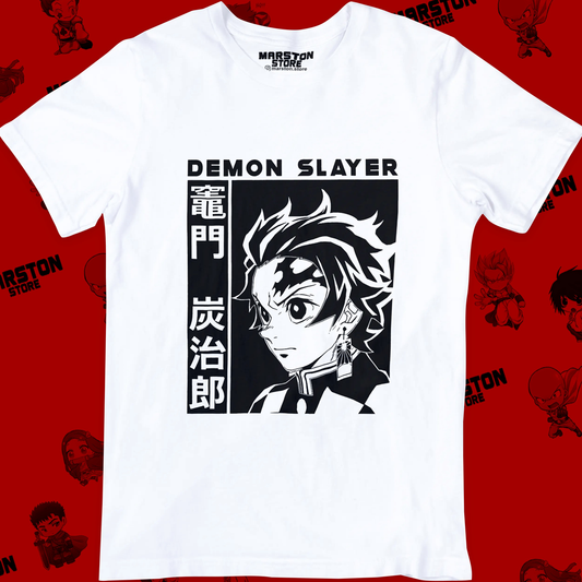 Polera blanca Kimetsu no Yaiba Demon Slayer con diseño de Tanjiro Kamado