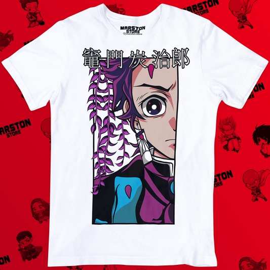 Polera blanca Kimetsu no Yaiba Demon Slayer con diseño de Tanjiro Kamado