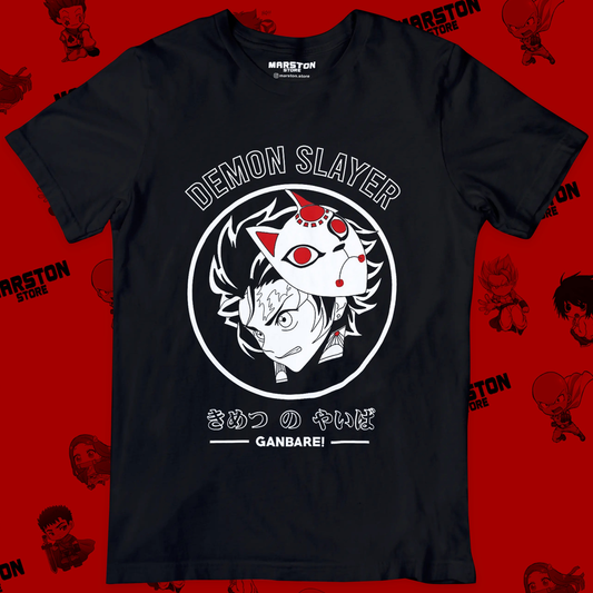 Polera negra Kimetsu no Yaiba Demon Slayer con diseño de Tanjiro Kamado