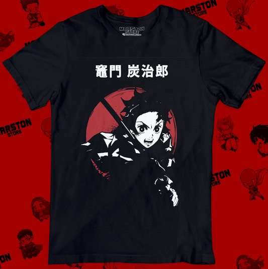 Polera negra Kimetsu no Yaiba Demon Slayer con diseño de Tanjiro Kamado