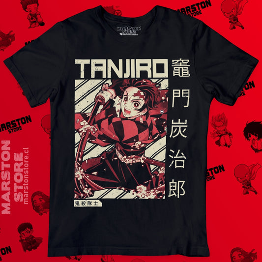 Polera negra Kimetsu no Yaiba Demon Slayer con diseño de Tanjiro Kamado