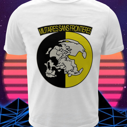 Polera blanca Metal Gear Solid con diseño de Outer Heaven