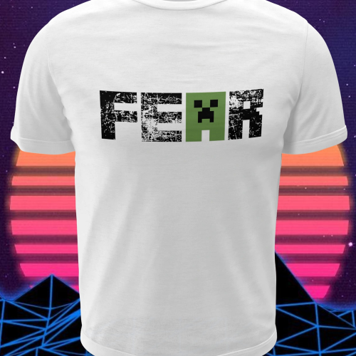 Polera blanca con diseño de Minecraft