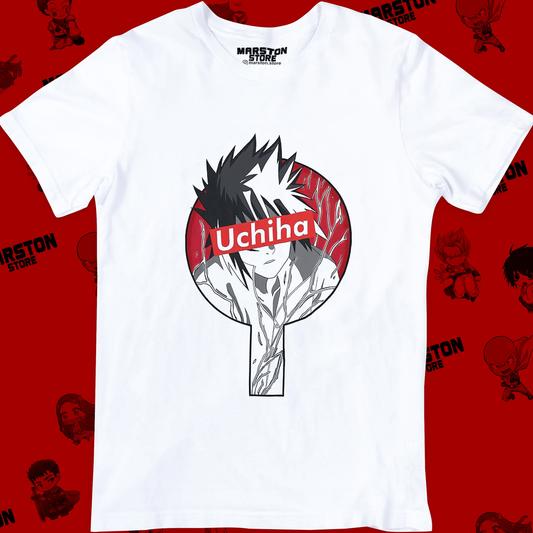 Polera blanca Naruto con diseño inspirado en el anime