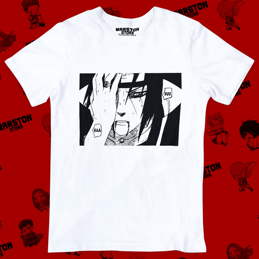 Polera blanca Naruto con diseño de Itachi Uchiha