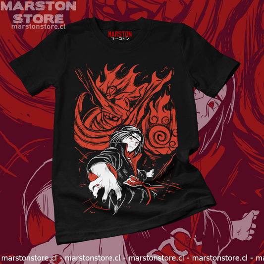 Polera negra Naruto con diseño de Itachi Uchiha