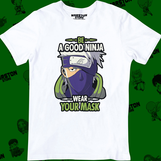 Polera blanca Naruto con diseño de Kakashi Hatake