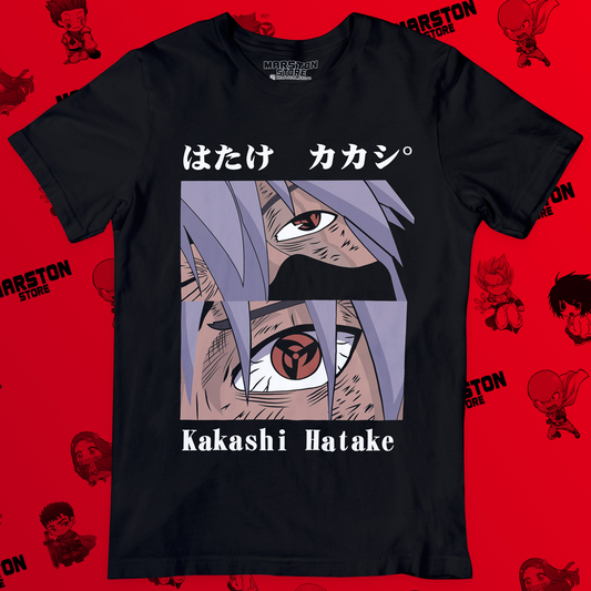 Polera negra Naruto con diseño de Kakashi Hatake