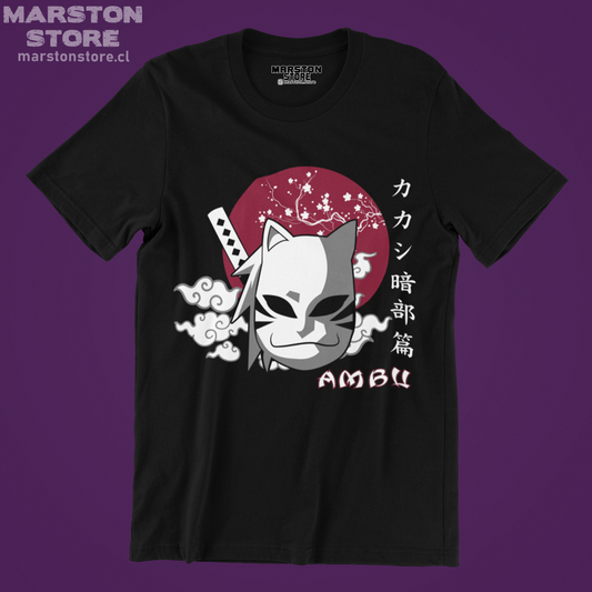 Polera negra Naruto con diseño de Kakashi Hatake