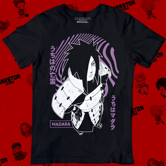 Polera negra Naruto con diseño de Madara Uchiha