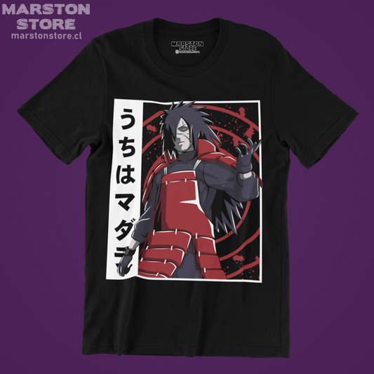 Polera negra Naruto con diseño de Madara Uchiha