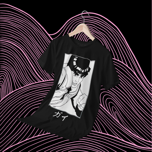 Polera negra Naruto con diseño de Might Guy