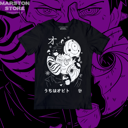 Polera negra Naruto con diseño de Obito Uchiha