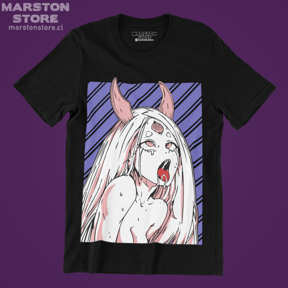 Polera negra con diseño Ahegao