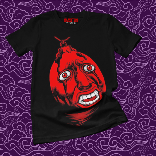 Polera negra de Berserk con diseño del Beherit