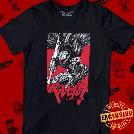 Polera negra de Berserk con diseño de Guts