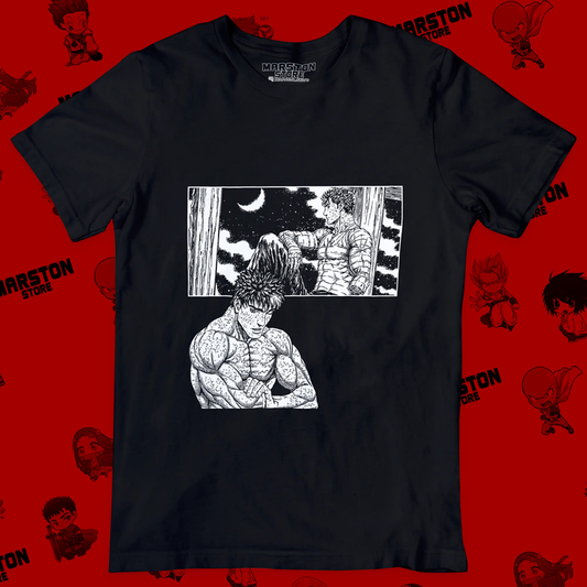 Polera negra de Berserk con diseño de Guts