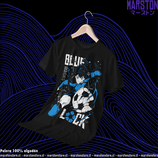 Polera negra de Blue Lock con Yoichi Isagi