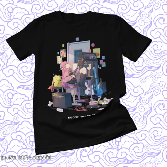 Polera negra de Bocchi the Rock! con Hitori Gotoh
