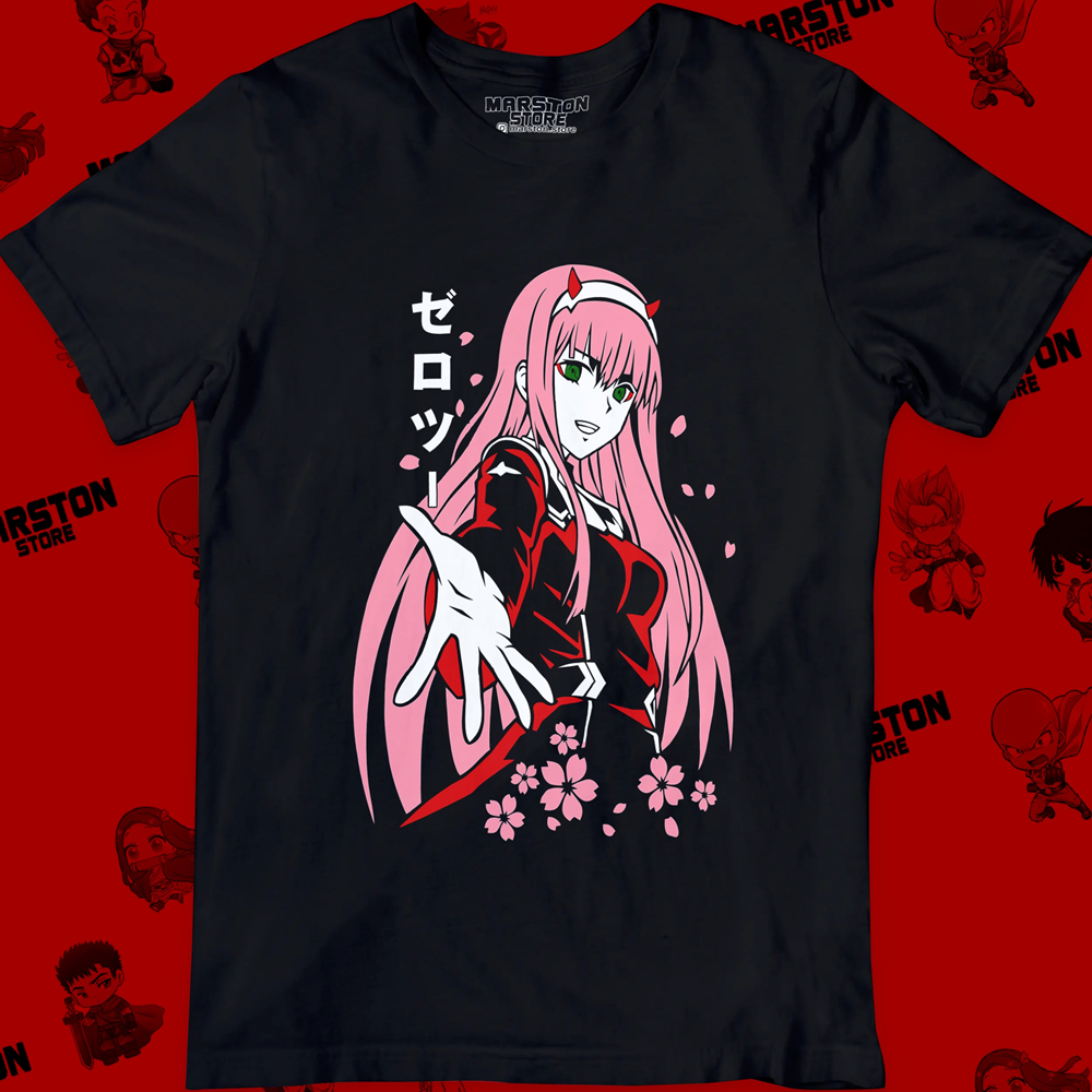 Polera negra de Darling in the Franxx con Zero Two