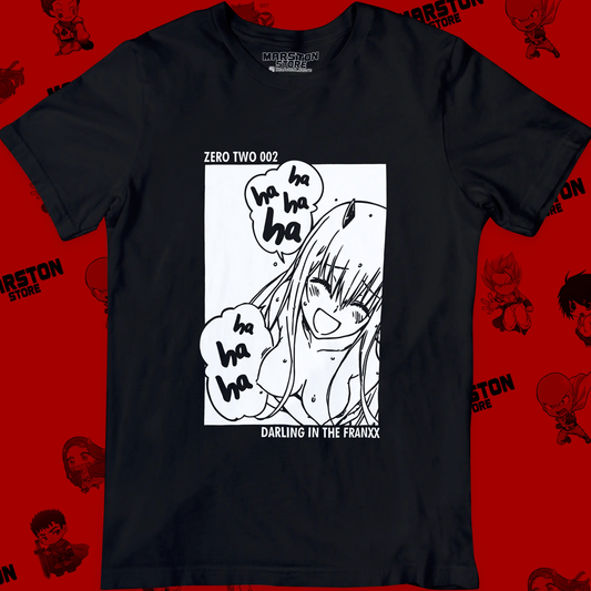 Polera negra de Darling in the FranXX con Zero Two