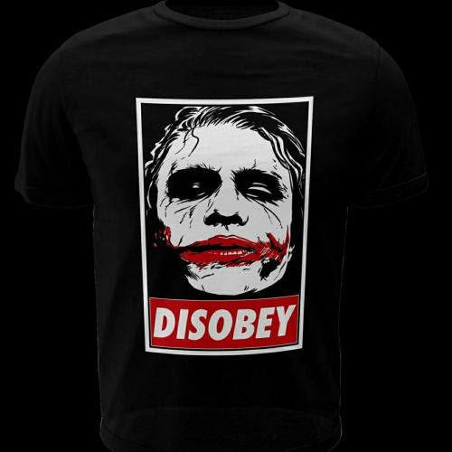 Polera negra DC con Joker