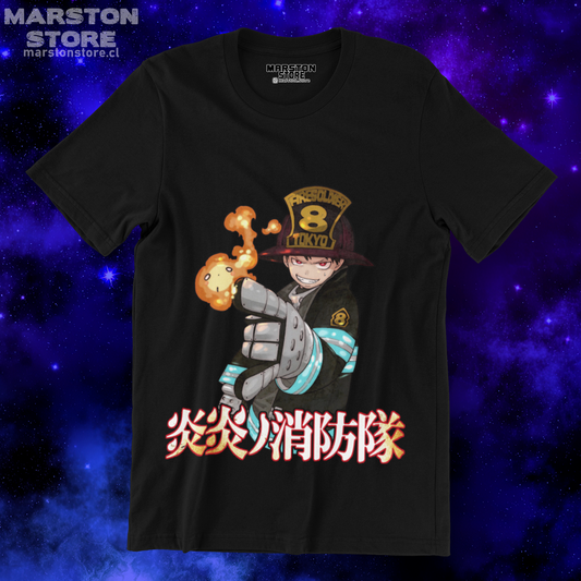 Polera negra de Fire Force