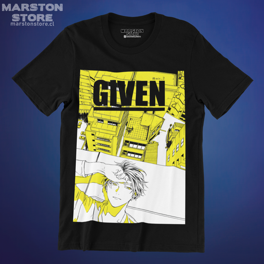 Polera negra de Given