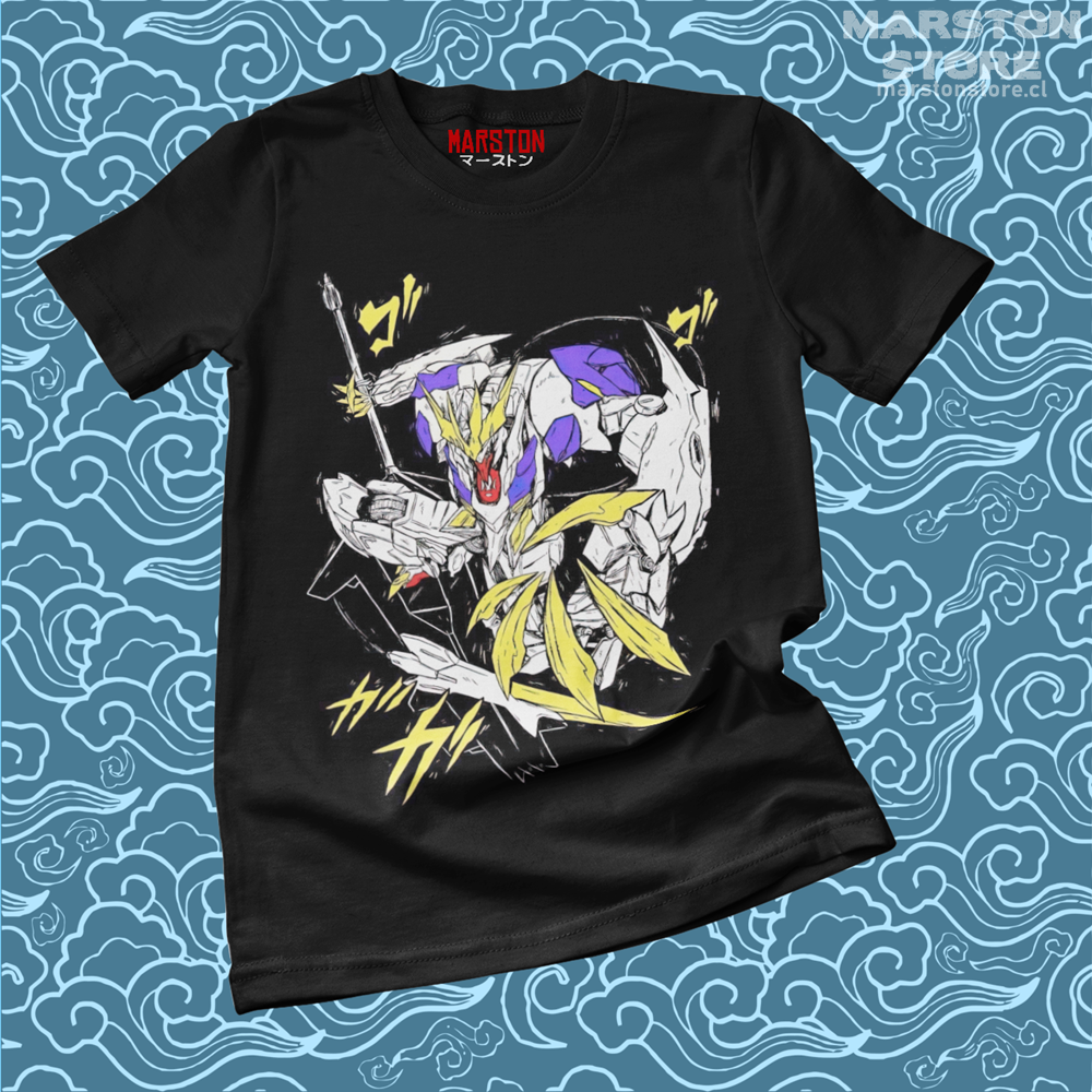 Polera negra de Gundam