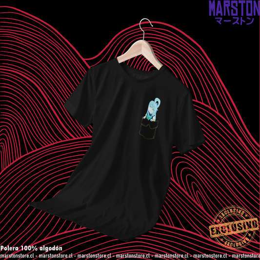 Polera negra de KonoSuba con Aqua