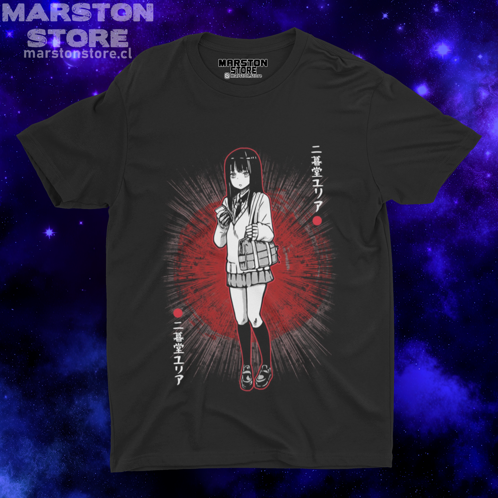 Polera negra de Mieruko-chan
