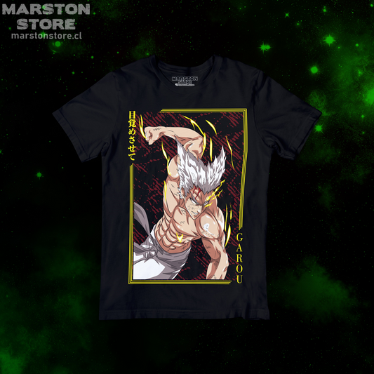 Polera negra de One Punch Man