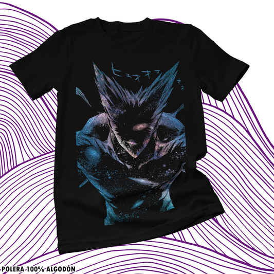 Polera negra de One Punch Man con Garou Universal