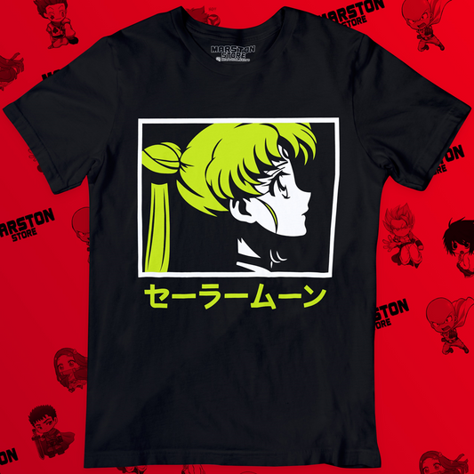 Polera negra de Sailor Moon con diseño anime